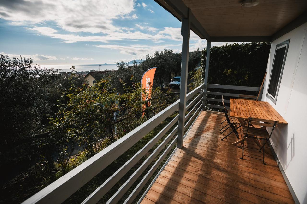 Agriturismo Rose Di Pietra Pietra Ligure Bagian luar foto