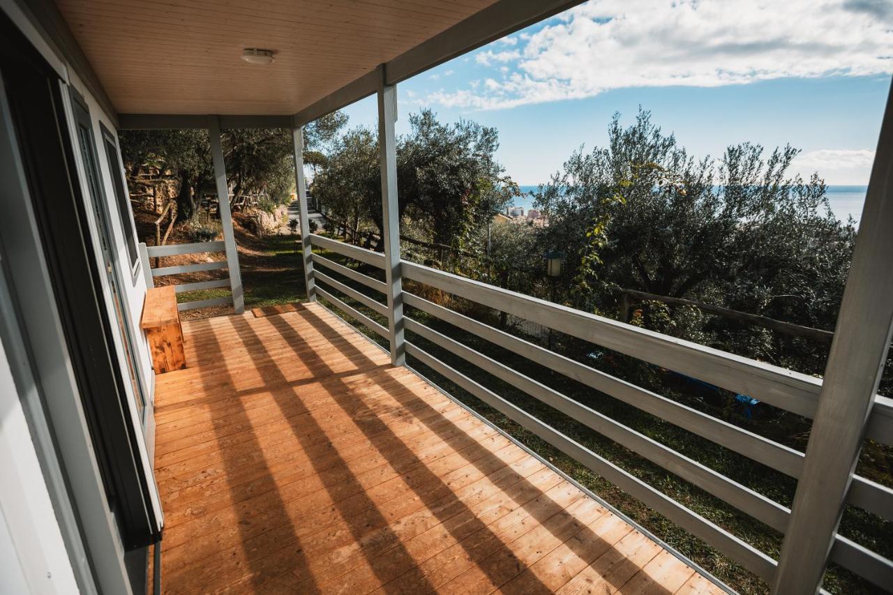 Agriturismo Rose Di Pietra Pietra Ligure Bagian luar foto