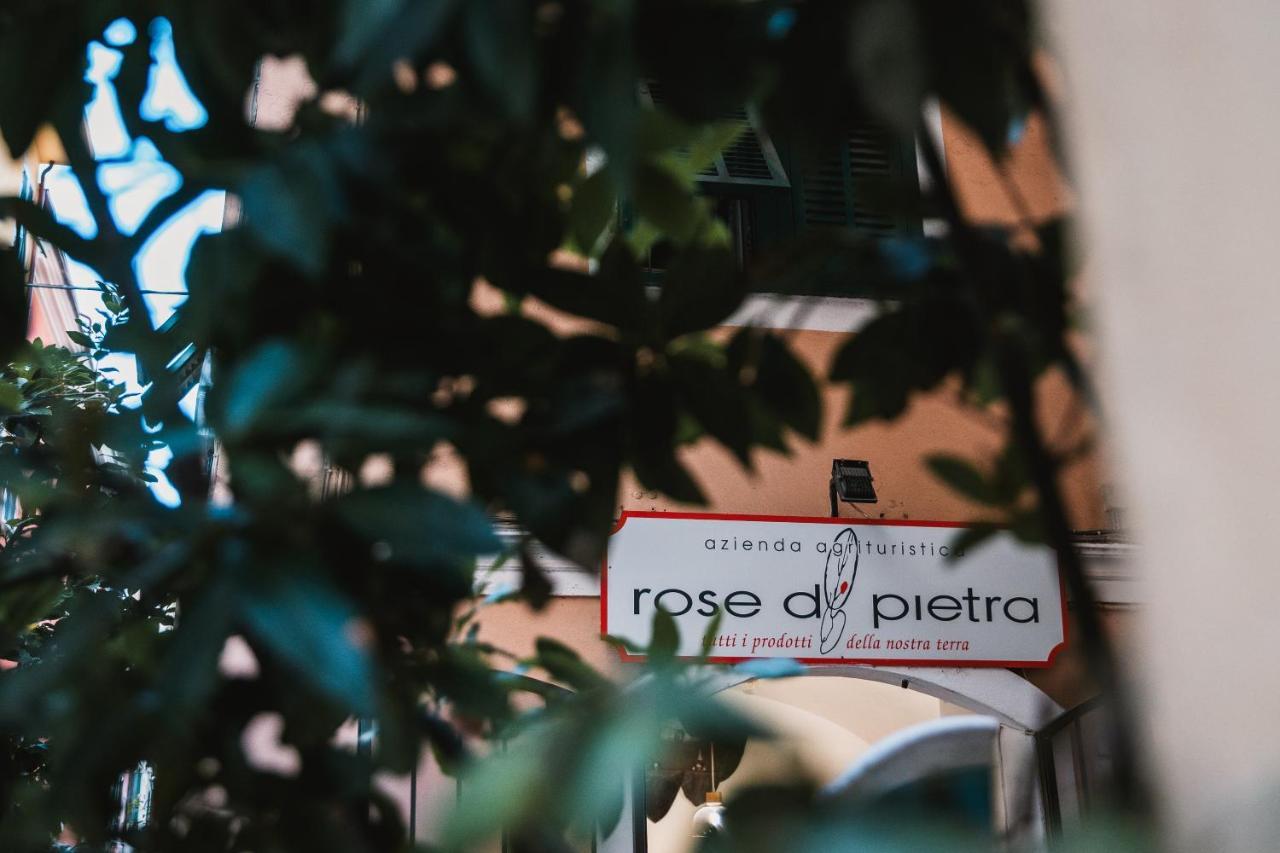 Agriturismo Rose Di Pietra Pietra Ligure Bagian luar foto